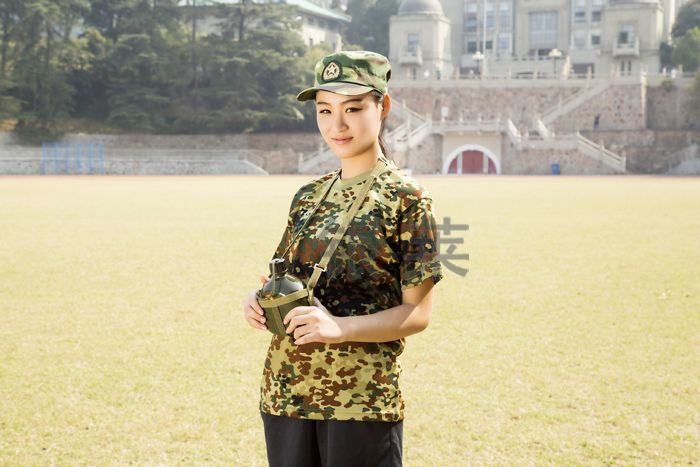 軍訓體能訓練服