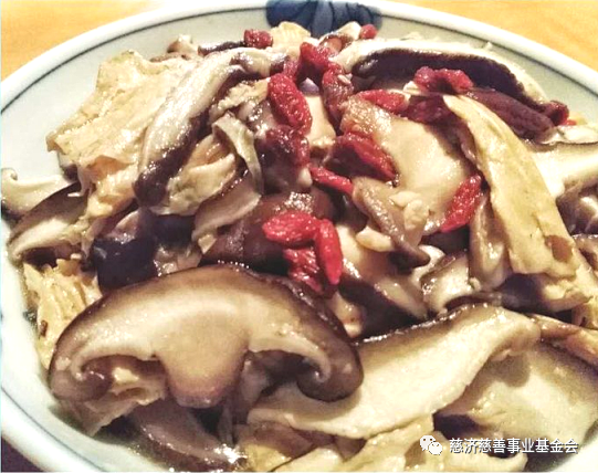 【每日蔬食】香菇燜腐竹