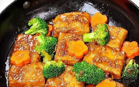 [生姜美食] 熱源食譜：姜汁鐵板豆腐 溫熱飲食-七不姜 生姜養生網-明德CSA生態姜園&明安農業