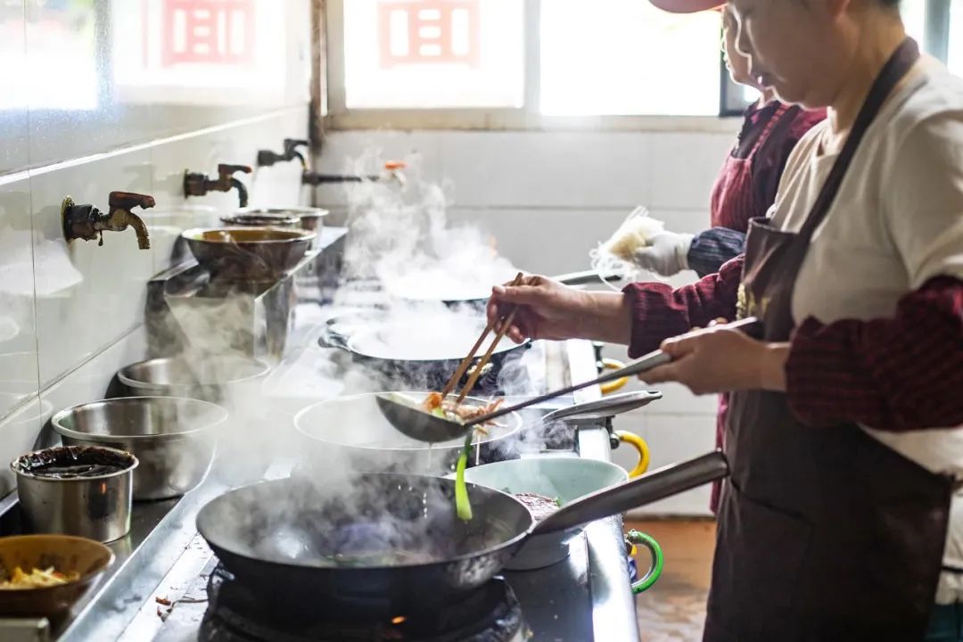 臺州人吃姜，榨汁熬湯和肉比香