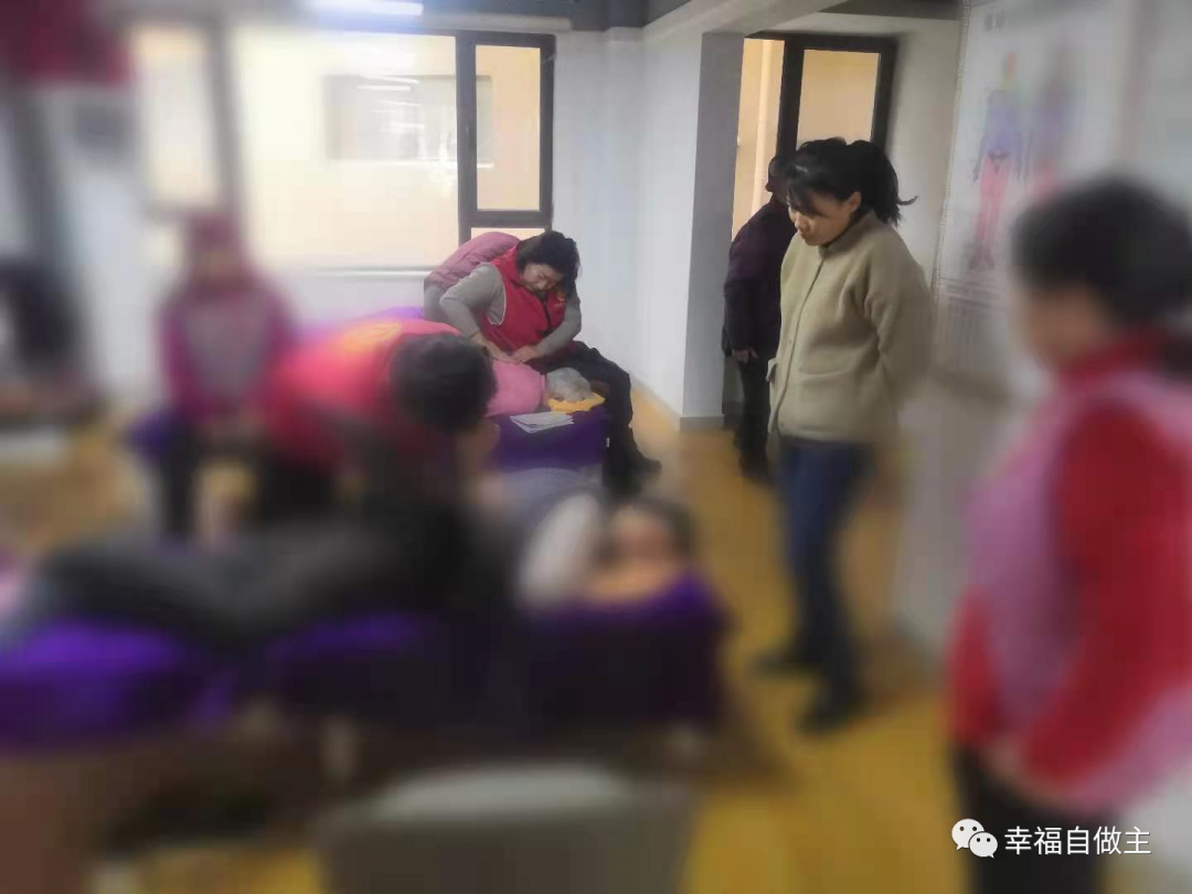 濟南公益站分享案例5則：30年腿痛一次按推解決，肺部手術后遺癥一個月消除大半。。。